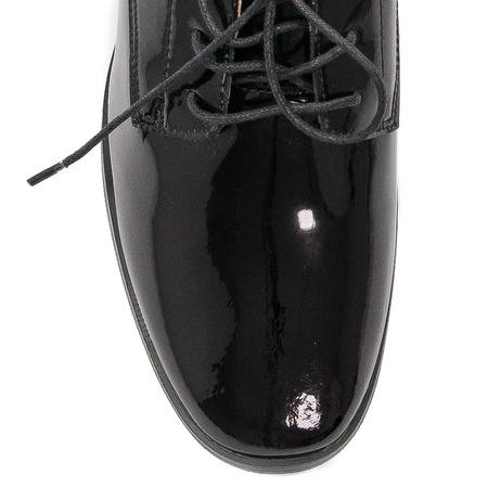 Women's shoes Filippo black lacquered leather
