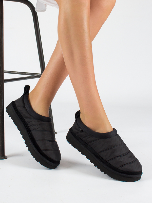 W Tasnam LTA Black UGG 1142050 BLK