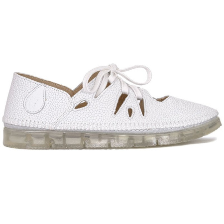 Maciejka 04449-21-00-5 White Flat Shoes