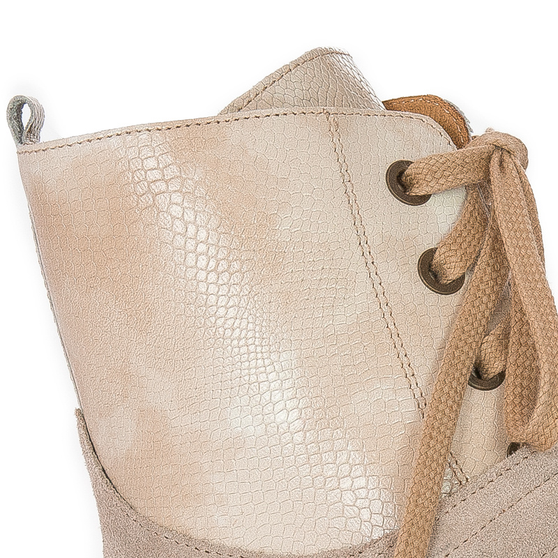 Maciejka Beige Lace-up Boots 05219-04/00-3
