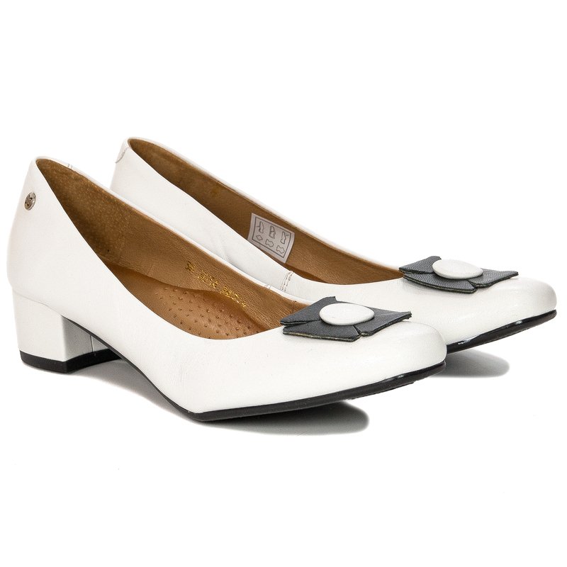 Maciejka 05034-11-00-1 White Pumps