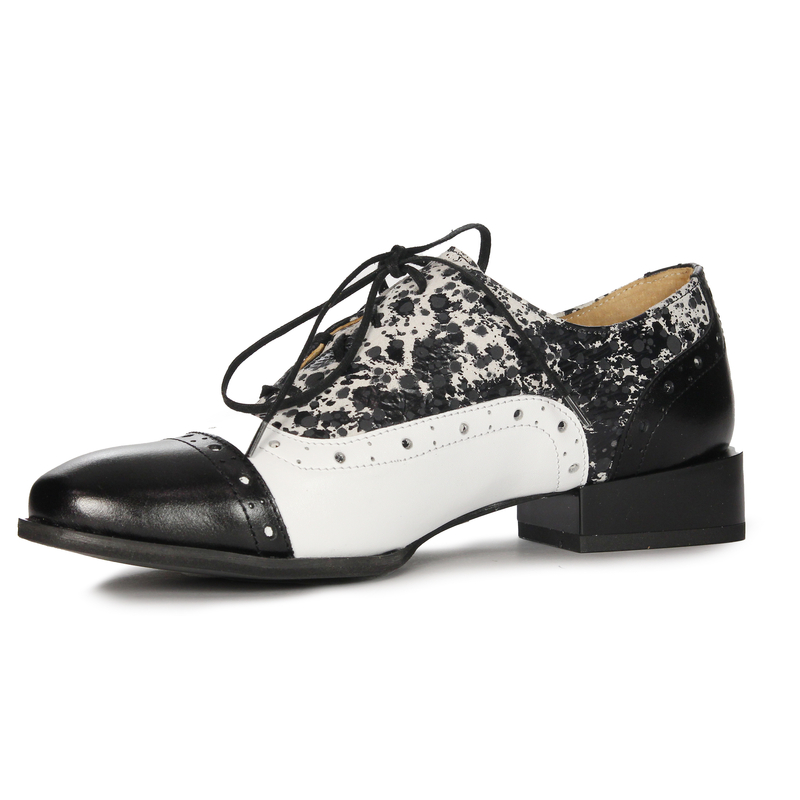 Maciejka Women's Leather White + Black Low Shoes