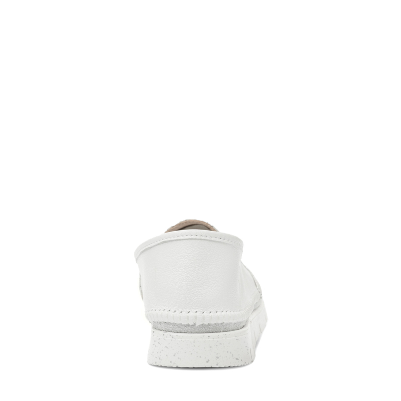 Maciejka Leather Slip-On Loafers Textured Toe White Silver 03512-70/00-0