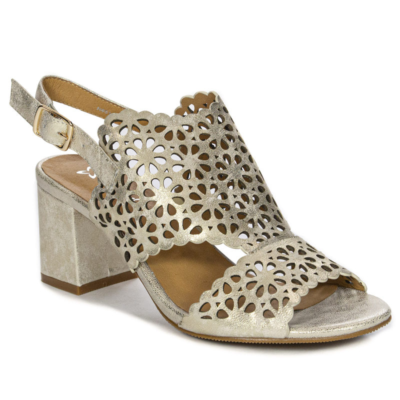 Maciejka N6518-25/00-1 Gold Sandals