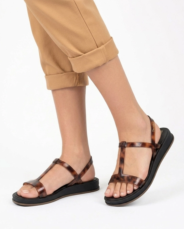 Ipanema Minimalist Women’s Sandals Crisscross Strap Sandals Flat Black 27423-BR832