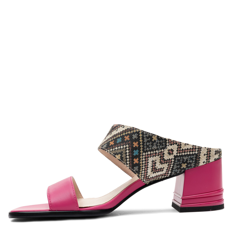 Maciejka Leather Heeled Mules Ethnic Strap Pink K7522-15/00-1