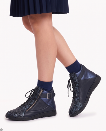 Maciejka 05632-17/00-7 Navy Boots