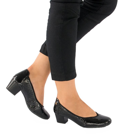 Maciejka Women's Leather Block Heel Pumps Black Crocodile 04802-01-00-1
