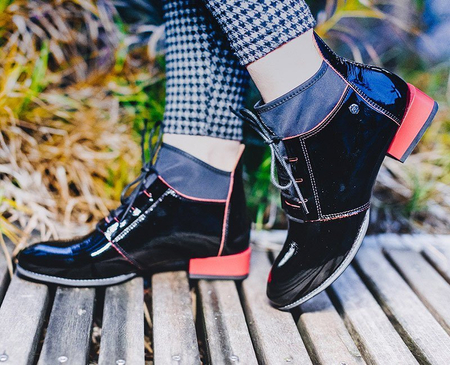 Maciejka 04744-16/00-5 Black Lace-up Boots