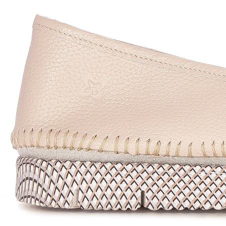Maciejka 03512-04/00-0 Beige Flat Shoes