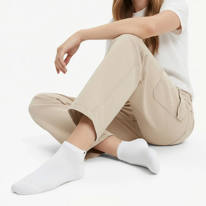 Filippo Bamboo Short Women's Socks 3-pack White SD-AN03-WH