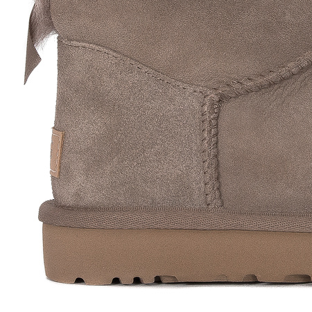 UGG BAILEY BOW II CARIBOU boots
