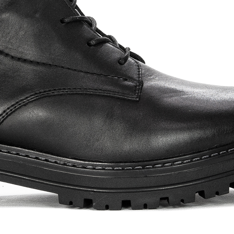 Remonte Women's Black warmed Boots