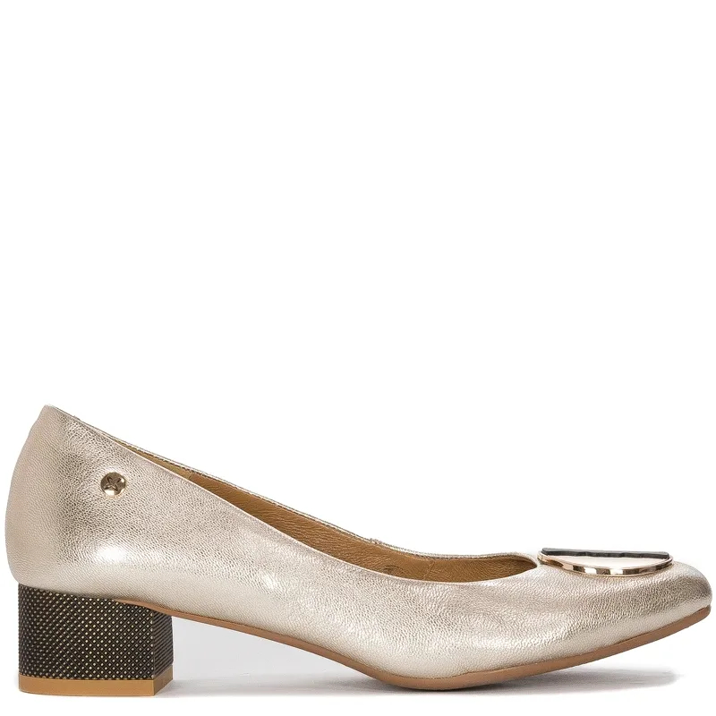 Maciejka Women's Gold Leather Pumps
