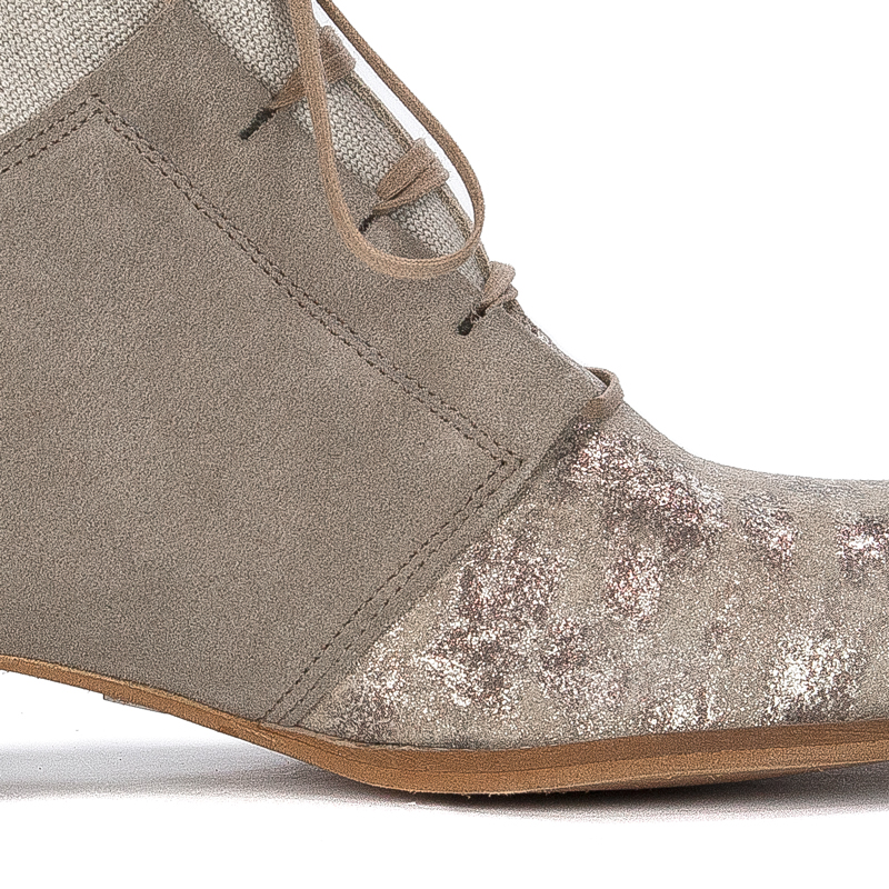 Maciejka Dark Beige Lace-up Boots