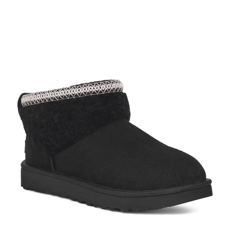 Ugg Women's Platform Snow Boots in Classic Ultra Mini Maxi Curly Black
