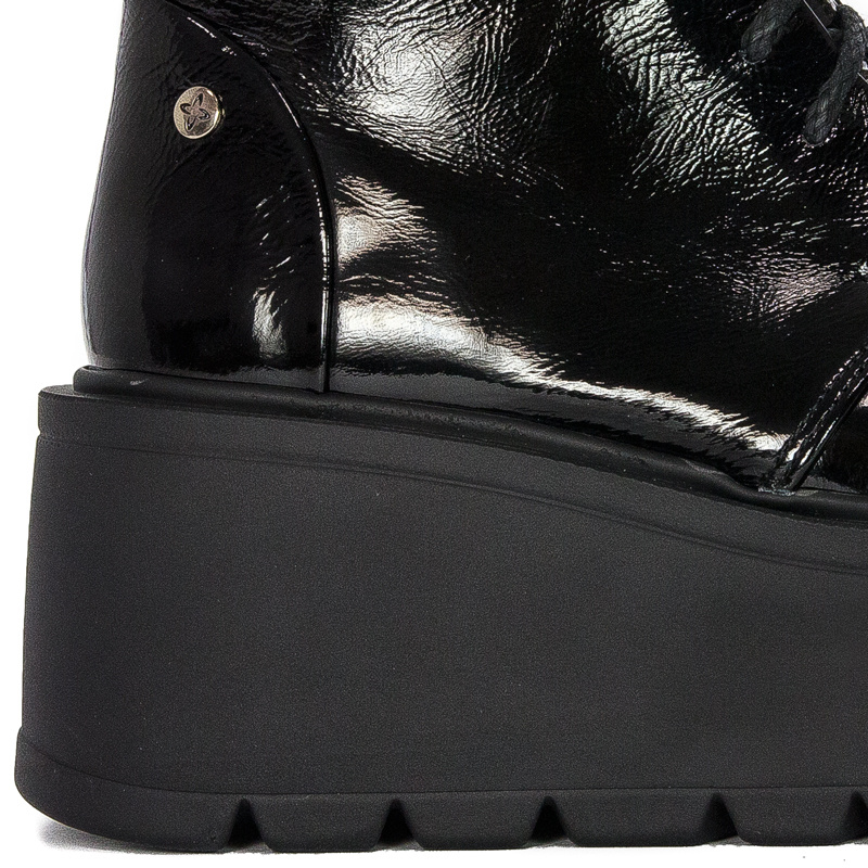 Maciejka 05294-20/00-6 Black Lace-UP Boots