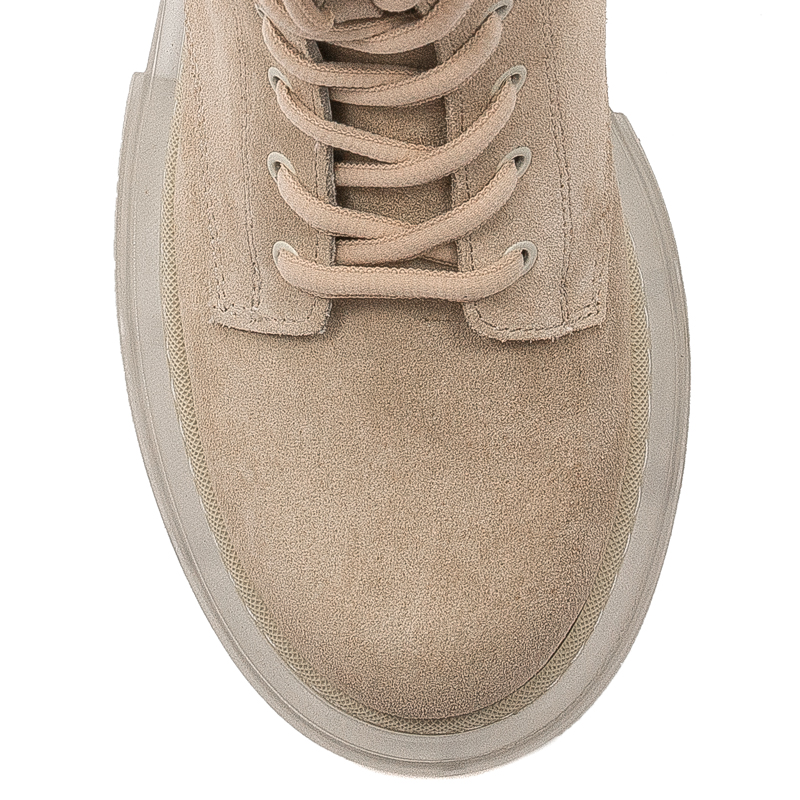 Leather Boccato boots on a Beige platform