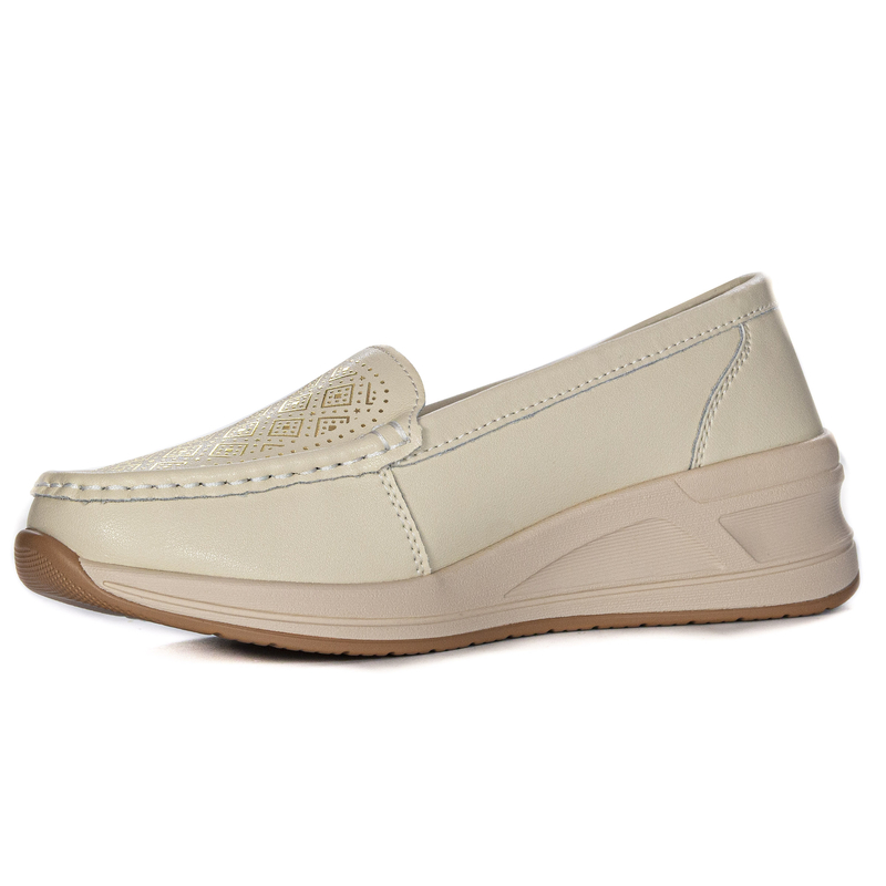 Artiker Beige Women's Low Shoes