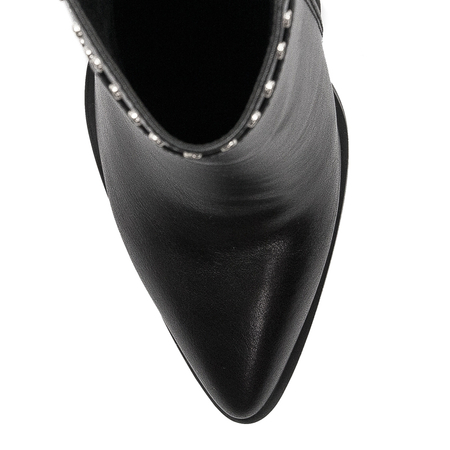 Women's Filippo boots on a black insulated heel