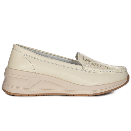 Artiker Beige Women's Low Shoes