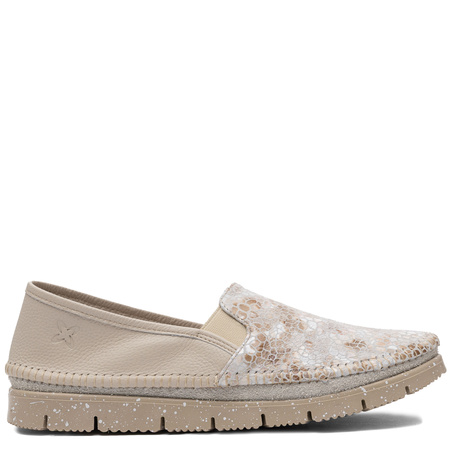 Maciejka Leather Patterned Slip-On Loafers Flexible Sole Beige 03512-72/00-0
