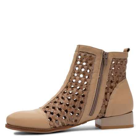Maciejka Skórzane Ażurowe Botki na Niskim Obcasie Beżowe 06397-29/00-1