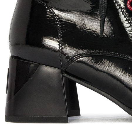 S.Barski Women's boots ankle boots black lacquered