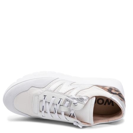 Wonders Sneakersy Damskie Na Platformie Skórzane Biało-Srebrne Panterka A-24100-BLANCO