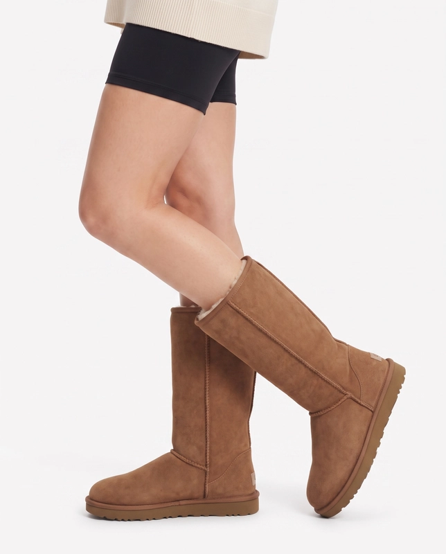 UGG W Classic Tall II 1016224-CHE