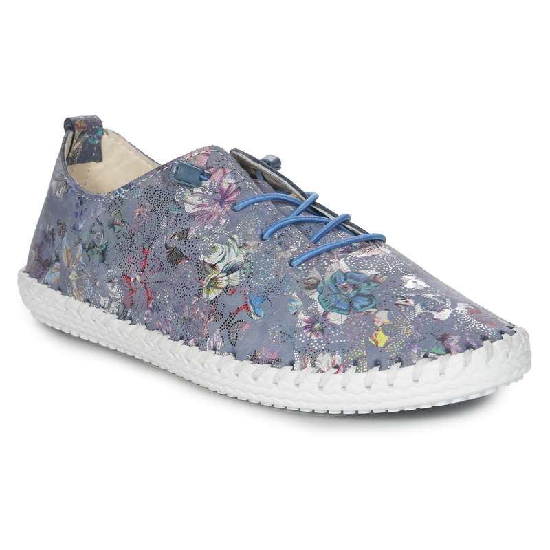 Vacarro Women's leather Blue Low Shoes