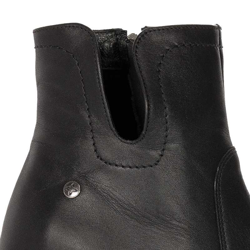 Maciejka Black Leather Women's Boots