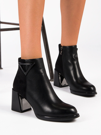S.Barski Women's Black warmed boots