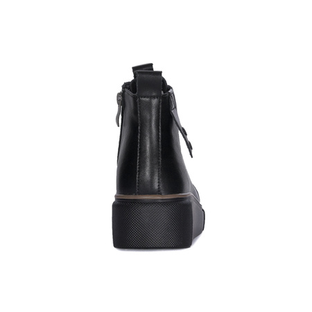 T.Sokolski Leather Women's Warmed Black Pattent Boots