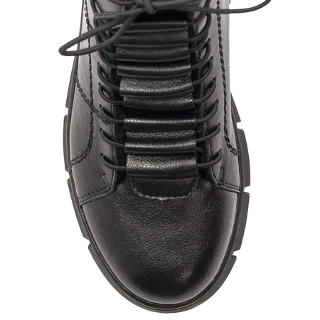 Rieker X3428-00 warned Black Boots