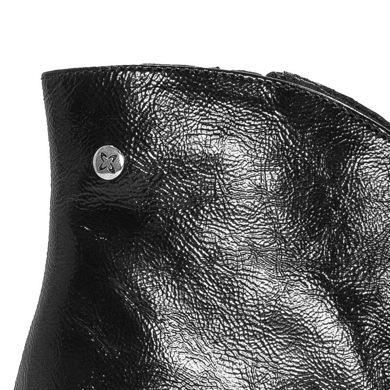 Maciejka Patent Ankle Boots Low Block Heel Black 04777-20/00-3