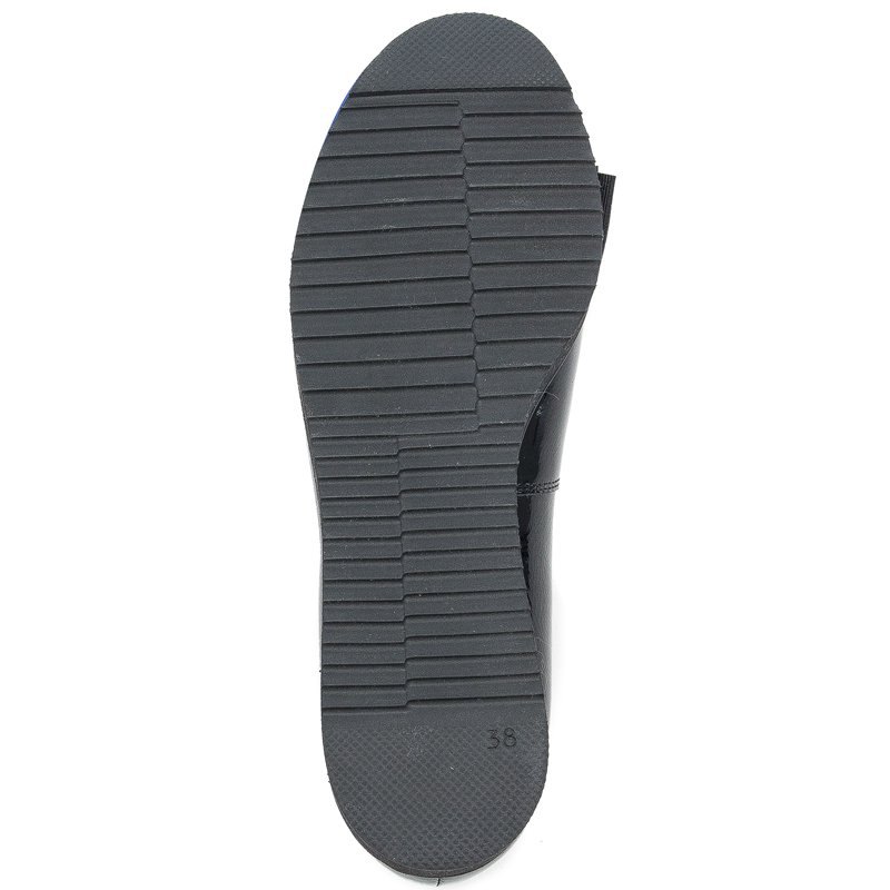 Maciejka peather patent platform slip-on loafers with bow black 05062-01/00-5