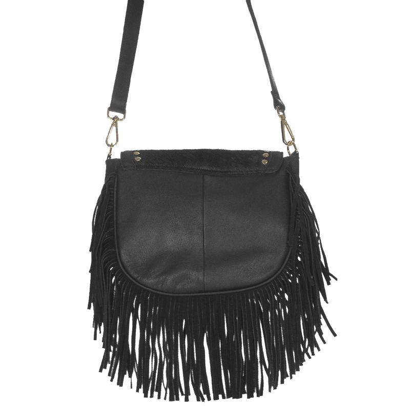 Piti Cuiti Women's Shoulder Bag Black with Tassels