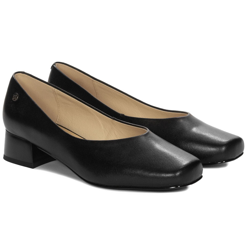 Maciejka Black Pumps