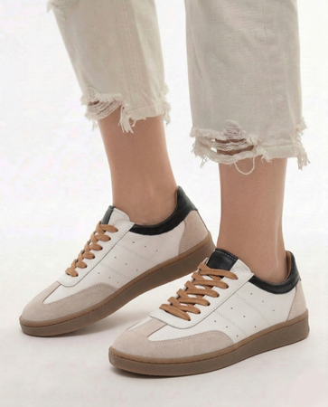 Boccato Skórzane Sznurowane Sneakersy Damskie Klasyczne Beżowo-Białe 500-1856-201-44-2