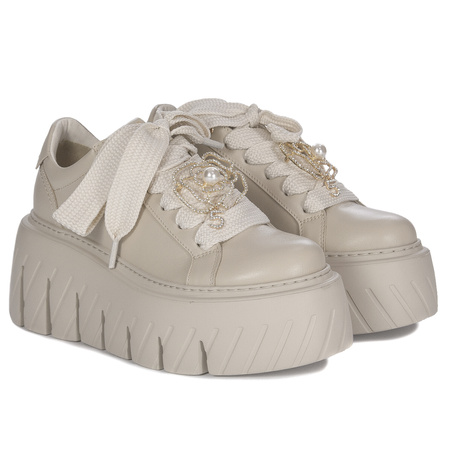 CheBello Women Flat Shoe Beige