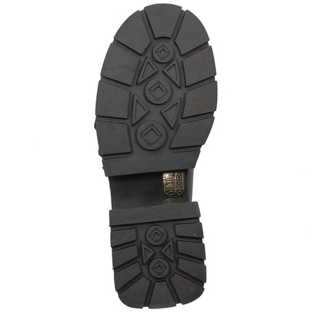 Women's leather shoes Artiker on the Black platform